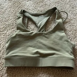AYBL Core Sports Bra Size Small – Frenn/Neutral (Great Condition) thumbnail 1