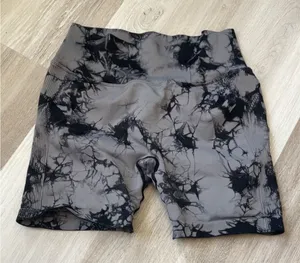 Amazon Women’s tie-dye biker shorts thumbnail 1