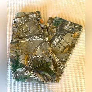 She Outdoors ladies camouflage denim pants. Size Large thumbnail 1