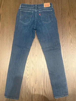 Levi’s Dark Wash Jeans thumbnail 3