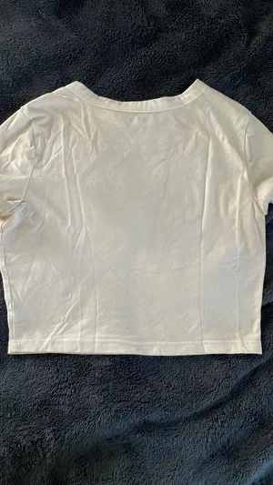 Wild Fable Women’s Basic Cropped Fitted Shirt Short Sleeve White Small thumbnail 2