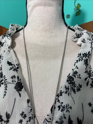 Lulu's Black & White Floral Ruffle V-Neck Blouse thumbnail 2