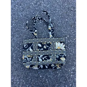 Vera Bradley Provencal Quilted Cotton Tote Bag Black Gold Floral Shoulder Bag thumbnail 3
