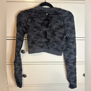 Gymshark SEAMLESS LONG SLEEVE CROP TOP Size Small thumbnail 2