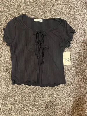 Black Tie Front Short Sleeve Top thumbnail 4
