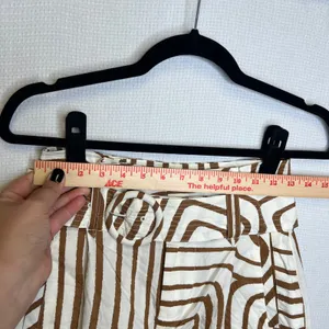 Mango MNG Brown Cream Abstract Stripe Belted High Rise Pleated Shorts Size 2 thumbnail 3