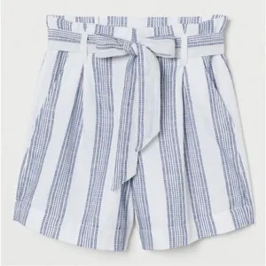 Womens H&M LOGG White Embroidered Paper Bag Style Tie Waist Shorts - Sz 6 thumbnail 3