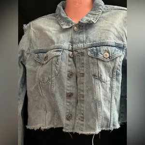 Forever 21 Los Angeles Women’s Distressed Frayed Crop Denim Jean Jacket LG thumbnail 3