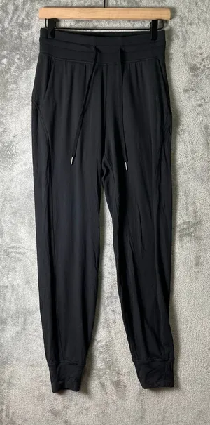 Lululemon Ready To‎ Rulu Pants *28" Black Size 4 Comfort Athleisure Yoga thumbnail 1