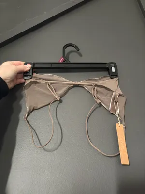 SKIMS Ultra Fine Mesh Bra thumbnail 2