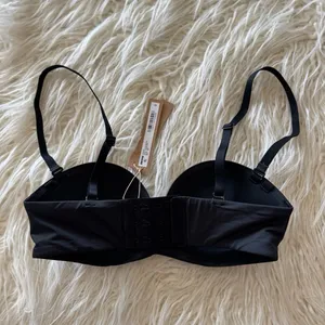 Skims Ultimate Push Up Strapless Bra Onyx Size 30C thumbnail 4