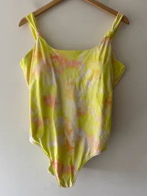 NEW!!‎ Aerie Yellow Tie Dye One Piece Full Coverage Swimsuit thumbnail 1
