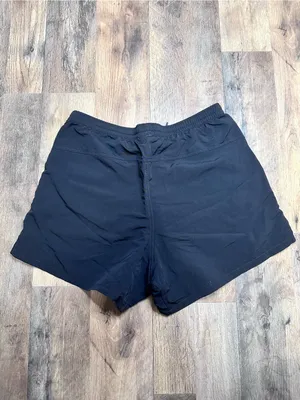 Patagonia Women’s Black Athletic Stretch Shorts thumbnail 2