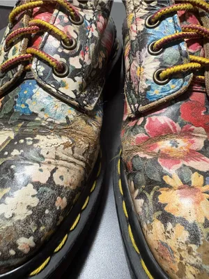 DR. MARTENS 1460 Vintage 90s Floral Boots thumbnail 12