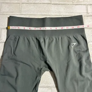 Gymshark High Waisted Gray Leggings Size Large thumbnail 6