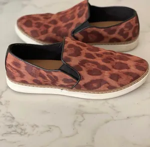 A New Day Slip on Sneakers Leopard Sneakers Brown Black Shoes 6 Animal Print thumbnail 5