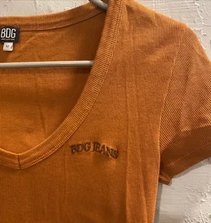 BDG Cropped T-Shirt  thumbnail 3