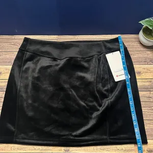Lululemon Scuba High Rise Mini Skirt Velvet NWT Size XL (BLACK) LW8AL9S thumbnail 9