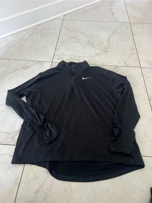 Nike Black Element Running Top Size XL thumbnail 2