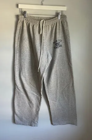 Martha's Vineyard Grey Sweatpants Cozy Worn In Lounge Pockets Gildan Womens S thumbnail 1