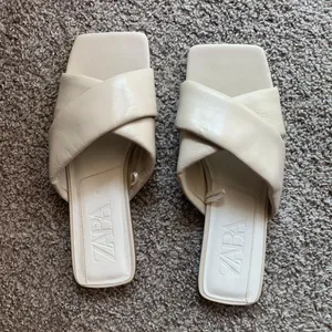 ZARA Flat Sandals thumbnail 1