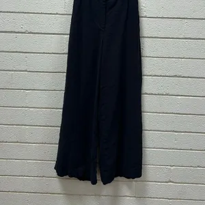 H & M Black Wide Leg Dress Pants size 2 thumbnail 7
