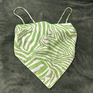 Princess Polly Miss Lexi Green Zebra Print Top thumbnail 7