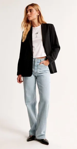 Abercrombie & Fitch High Rise Loose Jeans thumbnail 1