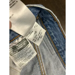 Levi's 501 Women Shorts Sz 28 Blue Denim Original Fit High Rise Cutoff Jean w28 thumbnail 3
