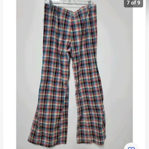 - Free People Women’s Cristina Low-Rise Flare Pants B-7 thumbnail 6