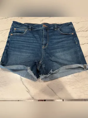 American Eagle Super High Rise Shortie Denim Shorts Size 16 Next Level Stretch thumbnail 2