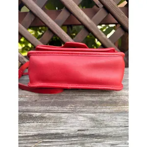 Vintage Coach Kent Bag Red Leather Crossbody Turnlock USA Made 1097-334 thumbnail 5