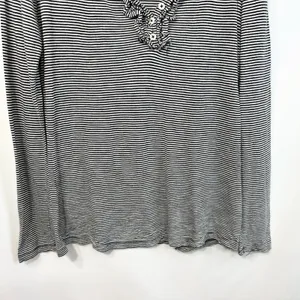 Old Navy Large Top Tall‎ Black White Striped Ruffle Henley Long Sleeve Y2K 1194 thumbnail 4