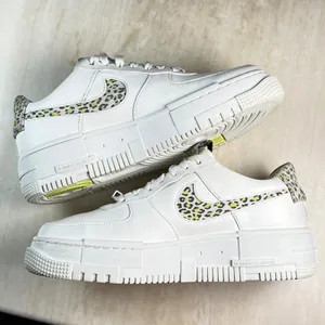Nike Air Force 1 Pixel Leopard White Womens Sneakers DH9632-101 Size 8 thumbnail 7