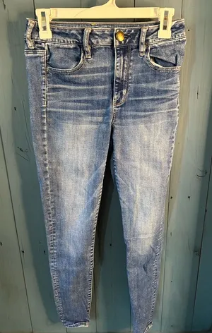 American Eagle Outfitters Light Blue Skinny Jeans | Size 4 thumbnail 1