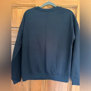 Super Mario Graphic Sweatshirt Women's XS Nintendo Long Sleeve Navy thumbnail 2