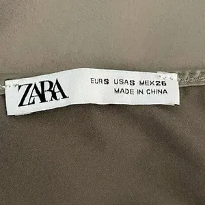 Zara Women’s Silver Gray Spaghetti Straps V-Neck Minimalist Top SZ S #1158 thumbnail 3