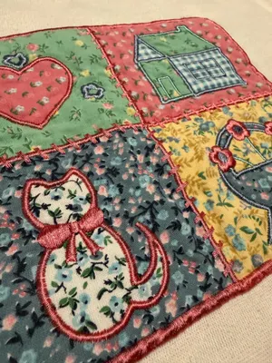 Vintage quilt sweater Multiple thumbnail 3