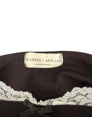 FRANKEE & SKYLARR Lace Trim Top thumbnail 3