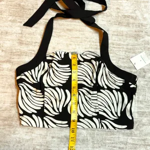 A New Day Women’s Small Tropical Crop Top Black Cream Halter Square Neck Resort thumbnail 3