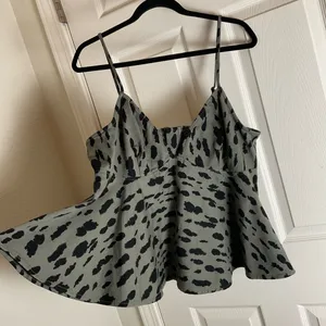 NWT Scoop Leopard Print Denim Peplum Top - Herbal Olive Green Plus Size XXL thumbnail 3