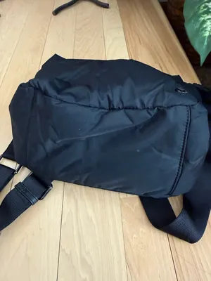 Lululemon Gathered Handle Crossbody Bag  thumbnail 2