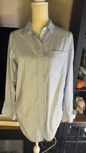 Athleta Blue Striped Button-Up Shirt thumbnail 1