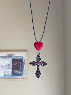 Handmade vintage antique goth heart & cross necklace✝️🖤 thumbnail 2