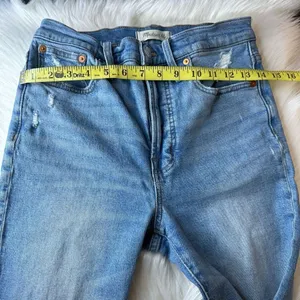 Madewell The Perfect Vintage Jean Distressed in Blue Wash Size 26 thumbnail 7