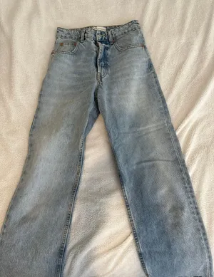 Zara Straight Leg Jeans thumbnail 1