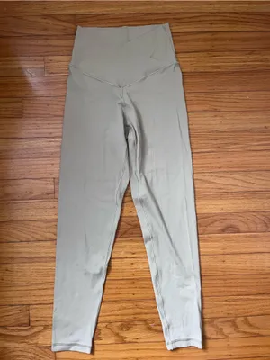 aerie Offline High Rise Real Me Crossover 7/8 Leggings in Beige - Small Short thumbnail 5