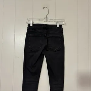 Abercrombie & Fitch Super Skinny Mid Rise Black Jeans Size 00 / 24 thumbnail 6