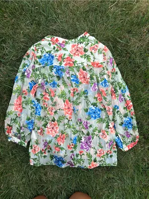 Alice + Olivia Floral Burnout Silk Blouse Womens Medium Romantic Poet thumbnail 8