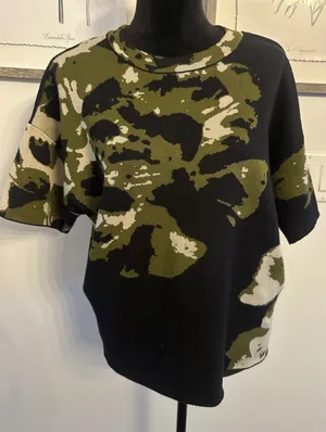 DKNY Shirt Women Large Green Camo Short Sleeve Crew Neck Zip Shoulder Streetwear thumbnail 1